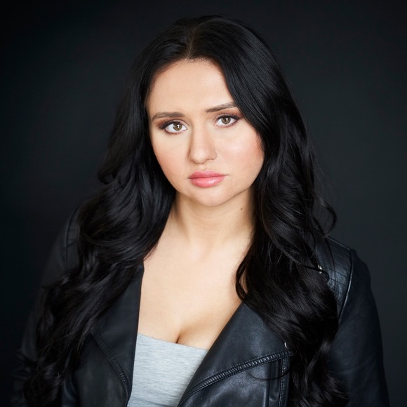 Meet your Posher, Aleks - Picture 1 of 1